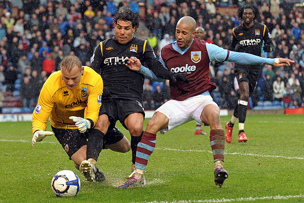 巴萨官方发 巴萨官方发