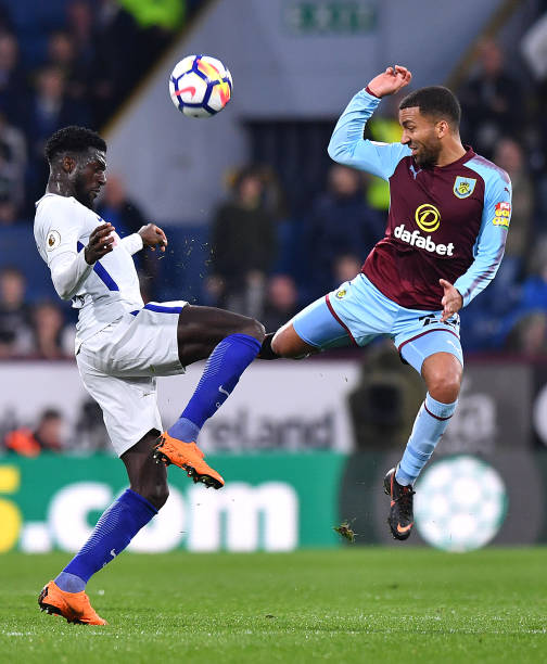 同条款中复 同条款中复